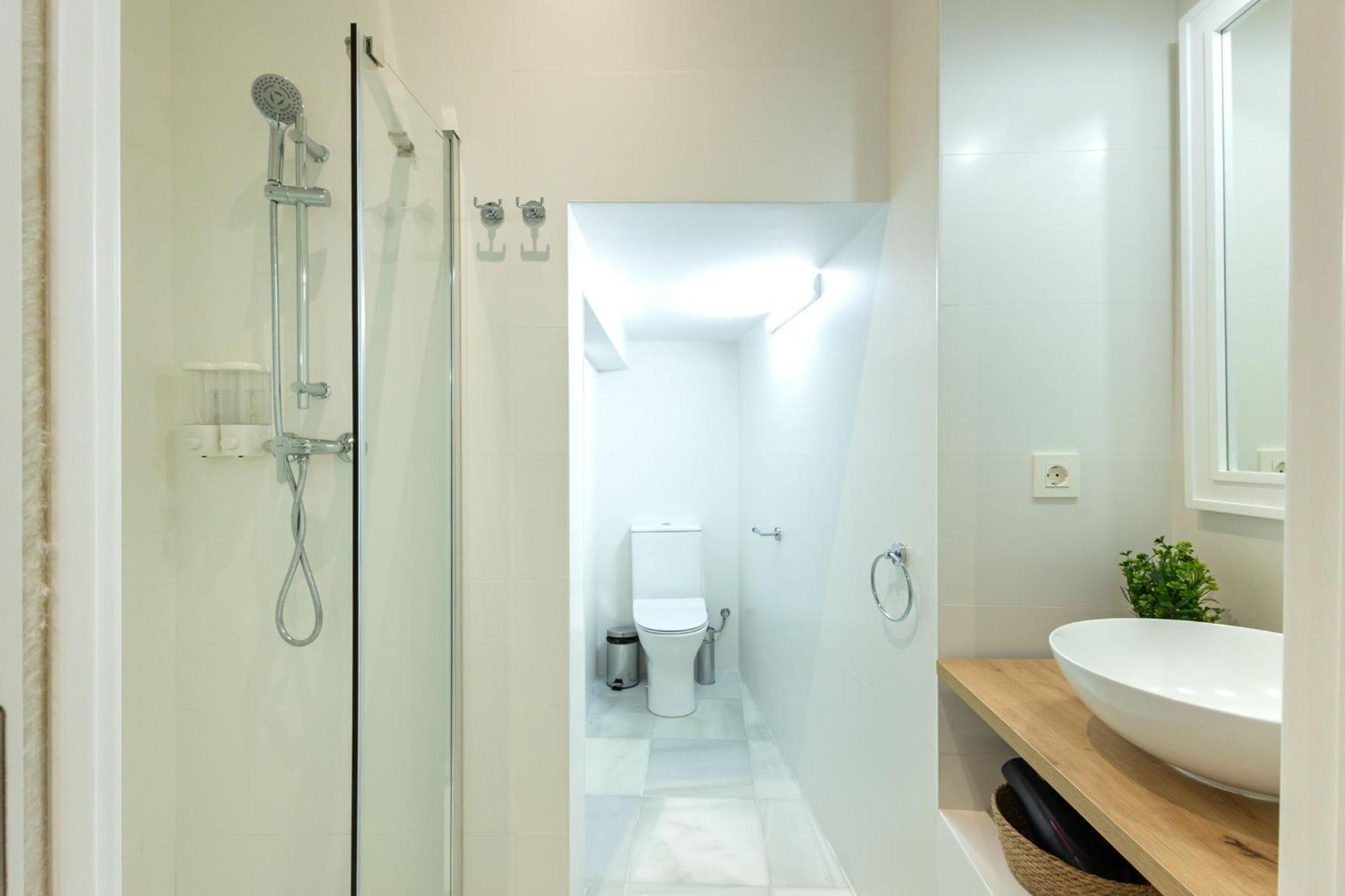 New! La Casa Del Cerrajero Apartment Sevilla Bagian luar foto