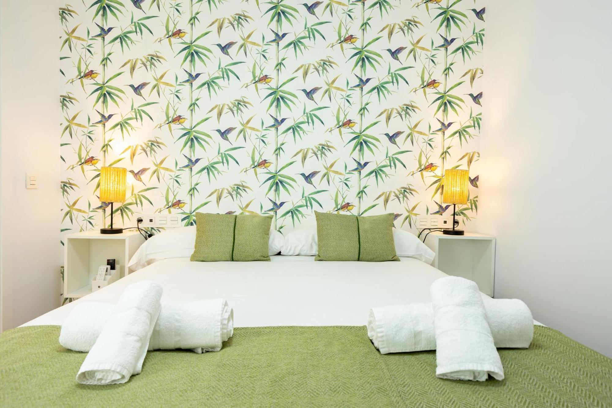New! La Casa Del Cerrajero Apartment Sevilla Bagian luar foto