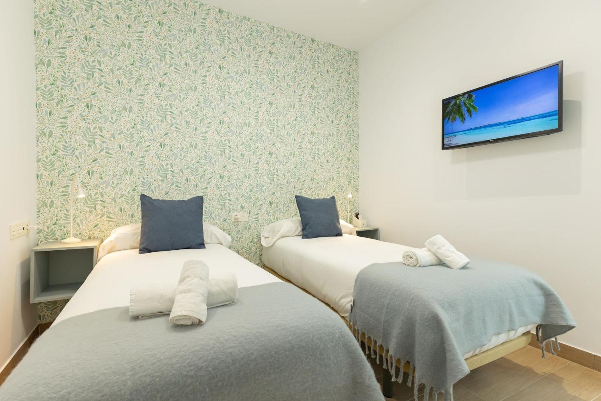 New! La Casa Del Cerrajero Apartment Sevilla Bagian luar foto