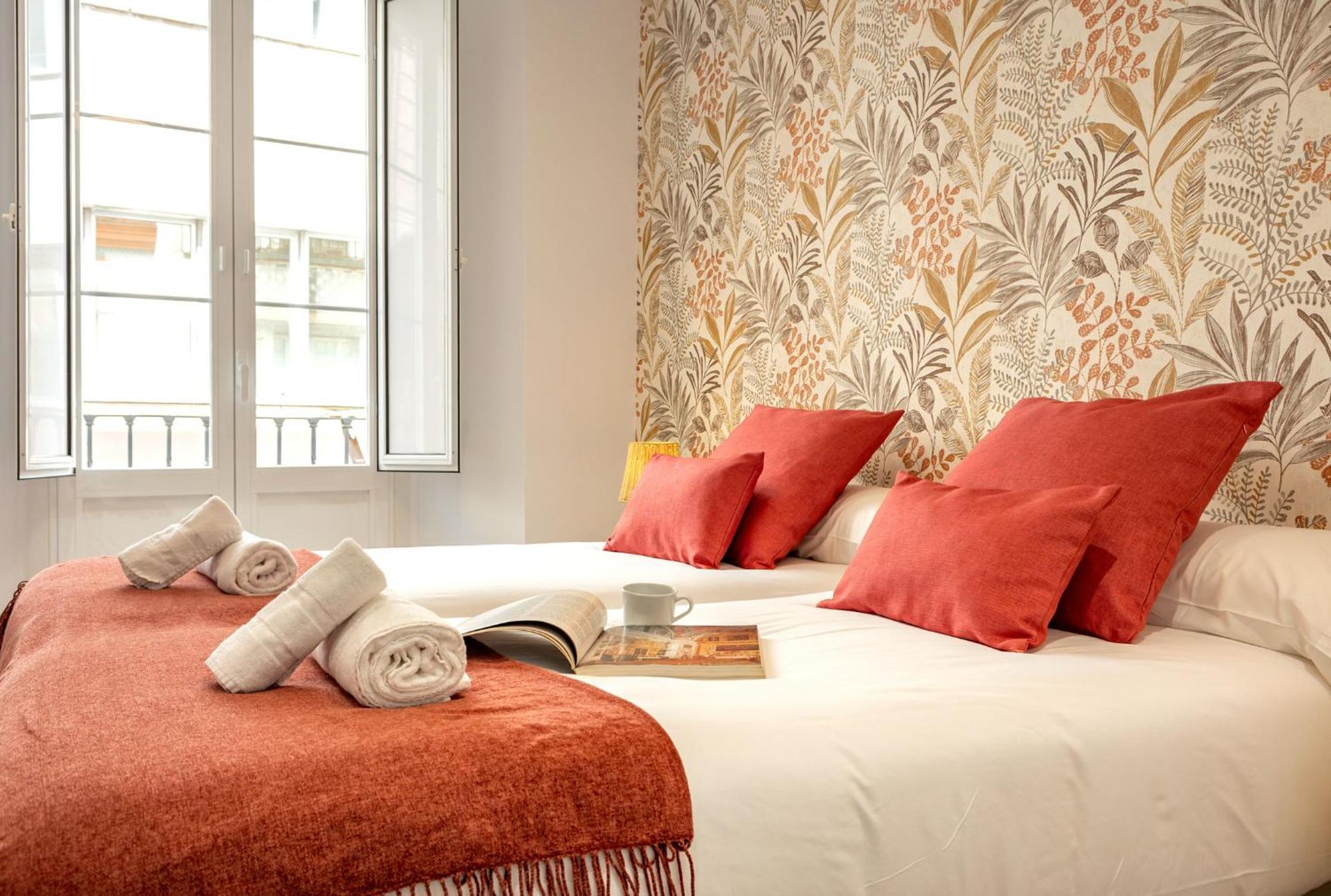 New! La Casa Del Cerrajero Apartment Sevilla Bagian luar foto